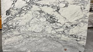 Arabescato Corchia Slabs image