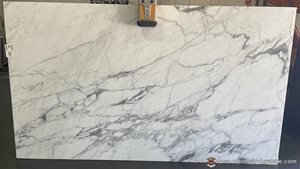 Calacatta Vagli Gold Slabs image