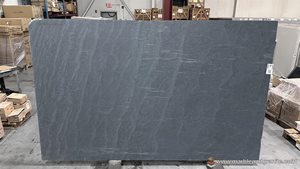 Pietra del Cardosa Slabs image