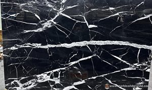 Negro Marquina Slabs image