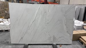Calacatta Quartzite Slabs image
