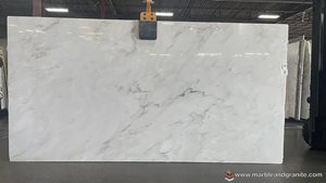 Crema Delicato Slabs image
