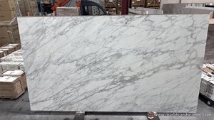 Calacatta Vagli Gold Slabs image