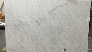 Bianco Carrara Slabs image