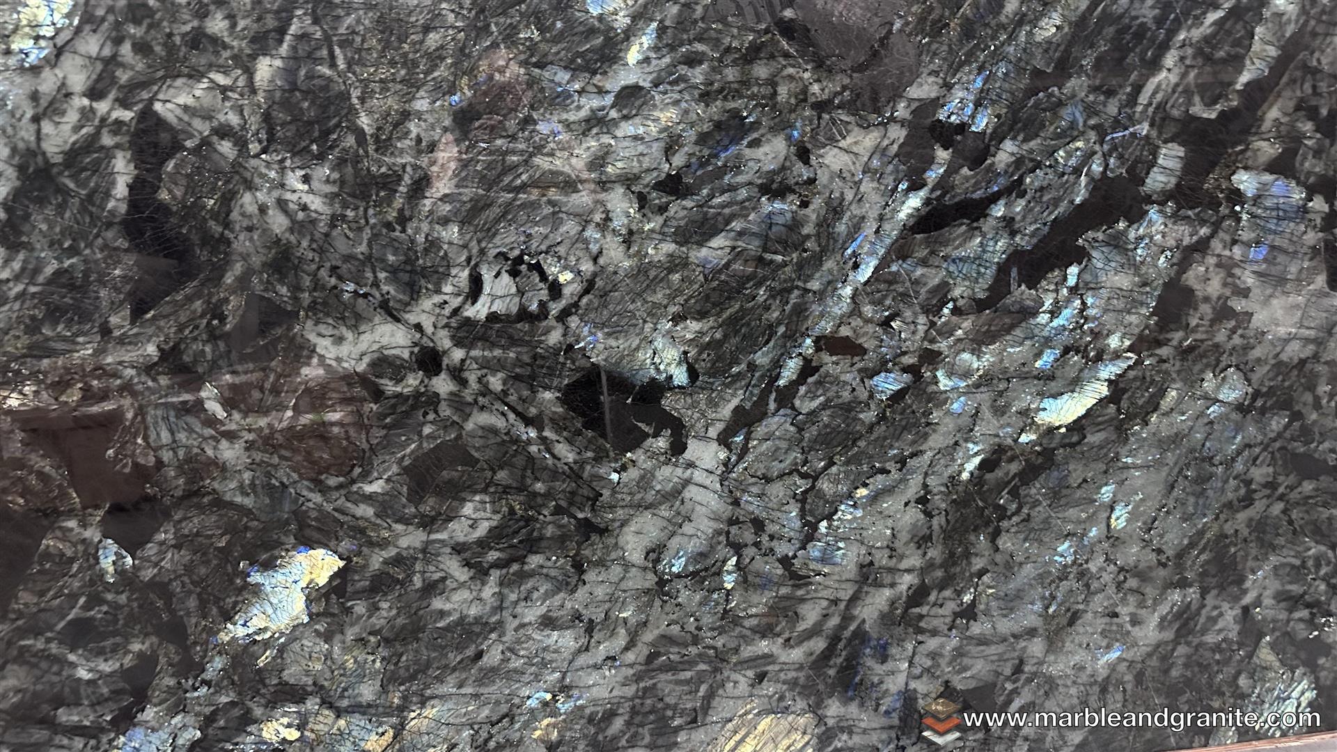 >Detail View